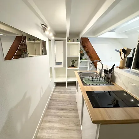 Cosy Loft Duplex For Couples - Great Location Apartment