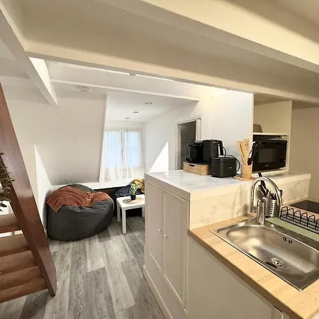 Apartment Cosy Loft Duplex For Couples - Great Location *